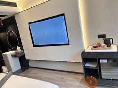 -朵兰达V酒店(成都春熙路太古里国金中心店)