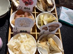 -菌自由丨野生菌火锅特色庭院餐厅(丽江古城店)