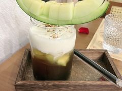 -Mark&Mars Restaurant