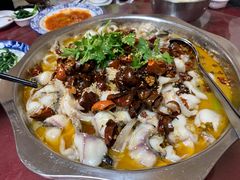 -何哥鲜鱼餐厅(龙湖花园店)