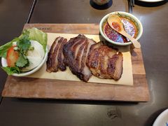 -大头虾越式风味餐厅(光明广场店)