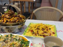 -肥肥虾庄·金牌油焖大虾(汉口城市广场店)