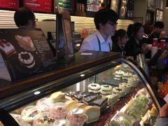 -星巴克臻选(上海长风大悦城店)