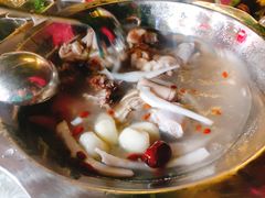 -范饭椰林川湘味海鲜·椰子鸡(三亚湾椰梦长廊店)
