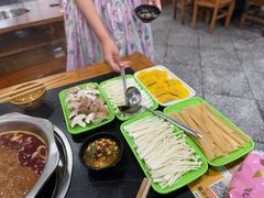 -丁记火锅·酸汤牛肉