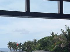 -亚龙湾喜来登·美景台大堂吧