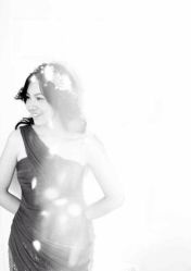 秋日丽人写真-上海彩妆秀摄影设计有限公司