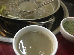 -老石黑山羊毛驴肉火锅(金凯广场店)