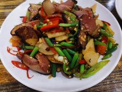 腊肉炒酸萝卜-文杰餐馆(南洪时尚风情街店)