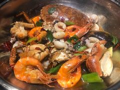 -七欣天香辣蟹火锅(上海银亿滨江店)