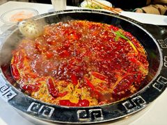 -卤校长老火锅(杨家坪直营店)