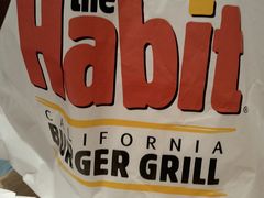 -The Habit Burger Grill 哈比特汉堡(爱琴海店)