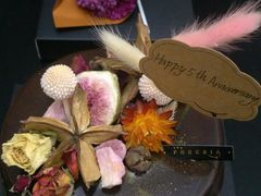 -小苍兰风铃草·礼物蛋糕(沈阳店)