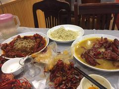 -美芳酒家(湖西路菜场店)