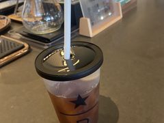 -星巴克臻选(上海合生汇1F店)