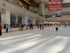 -冰纷万象滑冰场(深圳万象城店)