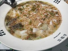 -渔语鱼新川菜Bistro(万象天地店)