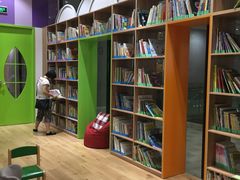 -饭米多蔻中英文绘本馆(苏州美罗店)