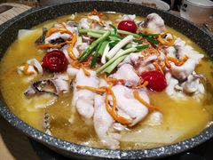 山城外老坛酸菜鱼-山城外·非遗酸菜鱼(新都汇融店)