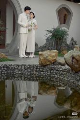 -喜爱高定婚纱摄影