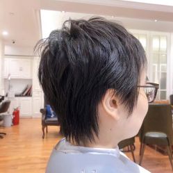 -BULB STUDIO 巴柏明星发型工作室