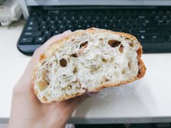 罗勒黑胡椒欧包-面包与我Bread Or Me(长城汇店)