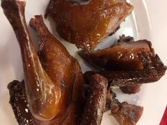 招牌黑椒脆皮鸽-光头老板·本帮菜