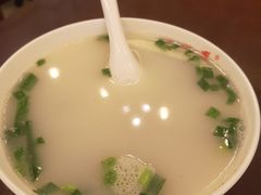 本帮肚肺汤-三两春(浦三路店)
