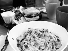 -HELLO 27 意面·沙拉·帕尼尼