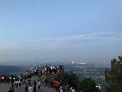 -鬼笑石后山停车场