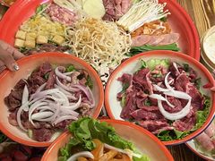 -陈叉子钢盆烤肉(中原万达店)