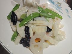 -小河村•南京鱼鲜乡土家常菜(油坊桥店)