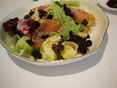 烟熏鱼色拉-佐度王子扒房(西城红场店)