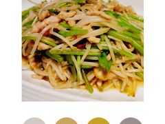 茼蒿肉丝炒银芽-玉玲珑(陆家嘴店)