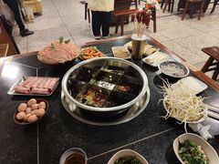-邓莽子老火锅(中兴路总店)