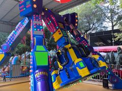 -顺德大良半月城游乐场