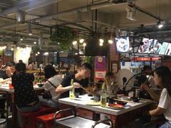 大堂-钢管厂歆瑞源油卤串串香(春熙路太古里店)