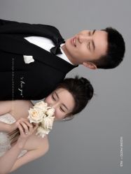 -雪中彩影婚纱摄影·微光艺术中心