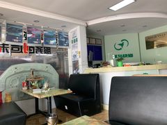 -蜂鸟快修喷漆钣喷汽修旗舰工厂(军工路店)