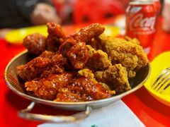 -BHC炸鸡(明洞总店)