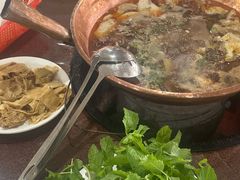 -朝伟清真铜瓢牛肉馆(三十年老·店)