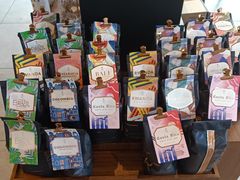 -星巴克臻选(惠州华贸天地1楼店)