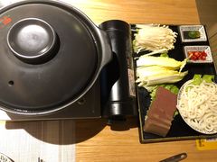 -旺角里·榴莲鸡煲(兴华商场分店)