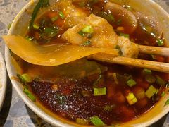 -肖肖酸萝卜鱼火锅(总店)