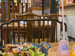 -东来菜馆•手抓海鲜家常菜•海鲜锅贴