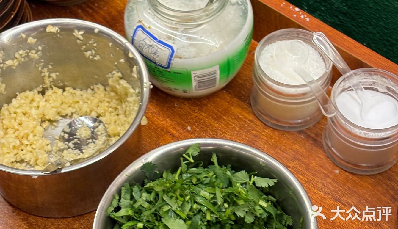 真实测评渝井巷重庆老火锅 