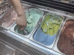 -极拉图·现制冰淇淋(大卫城店)