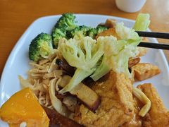 -百荷园蔬食自助餐厅(德辉广场店)
