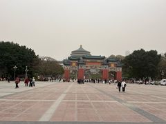 -重庆人民广场
