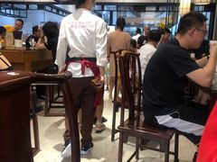 大堂-锡笼记·无锡小笼(大润发店)